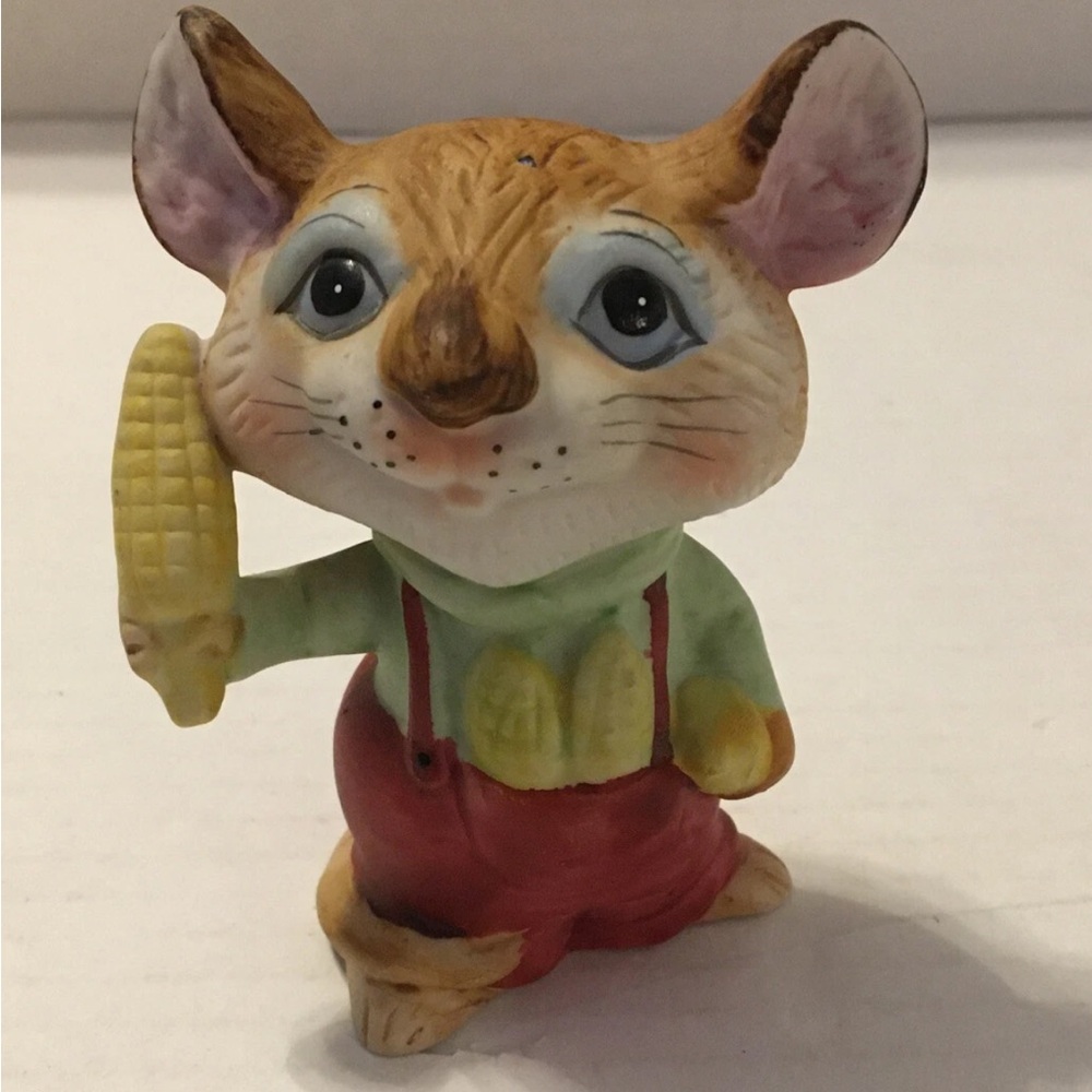 2/$18.00 Mouse Figurine